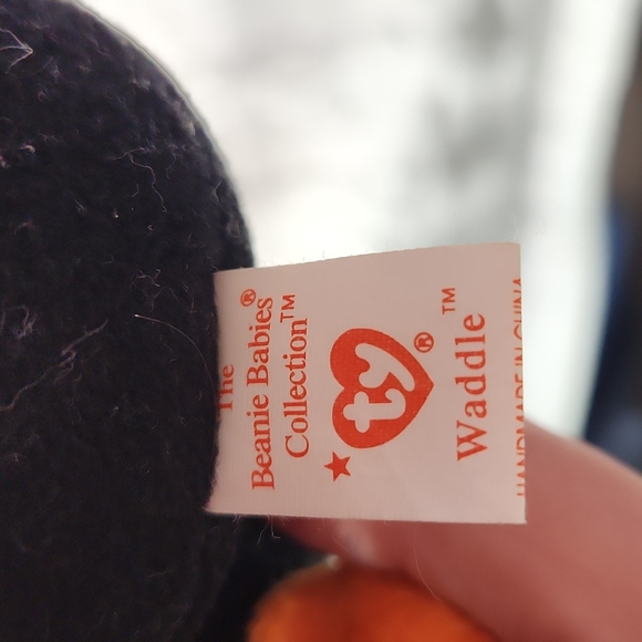 🕸Vintage Ty Beanie Baby Original Waddle the Penguin 1995 P.V.C. Pellets - Picture 8 of 12